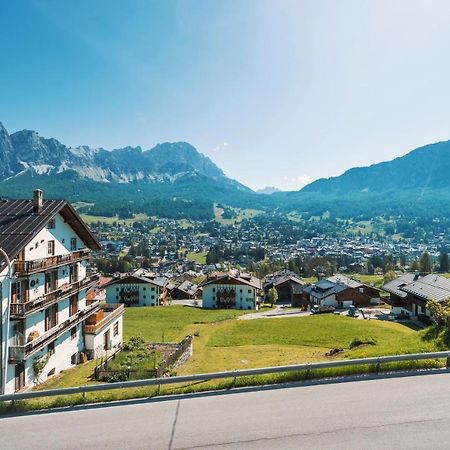 Chalet Socrepes - Dolomiti Skyline Cortina d'Ampezzo Buitenkant foto
