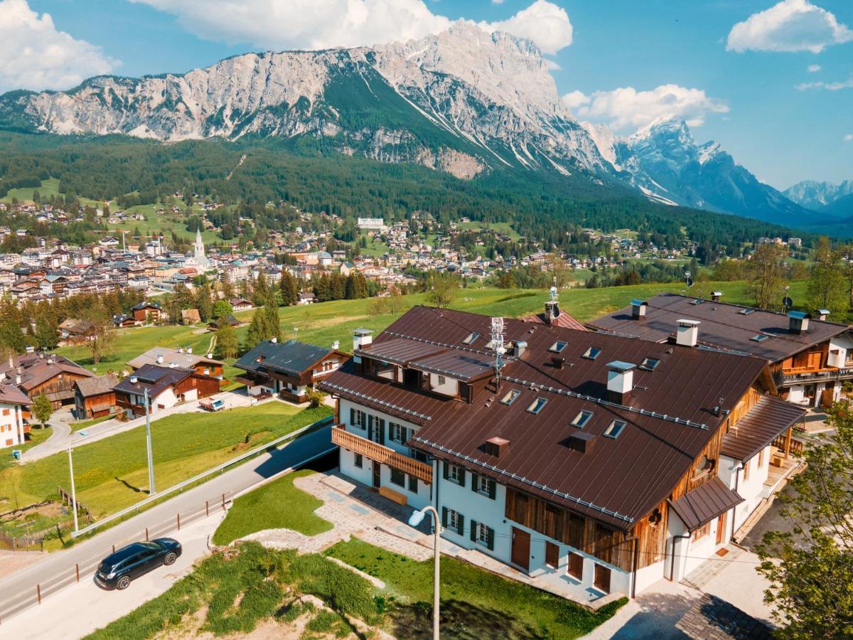 Chalet Socrepes - Dolomiti Skyline Cortina d'Ampezzo Buitenkant foto