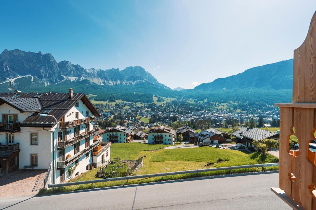 Chalet Socrepes - Dolomiti Skyline Cortina d'Ampezzo Buitenkant foto